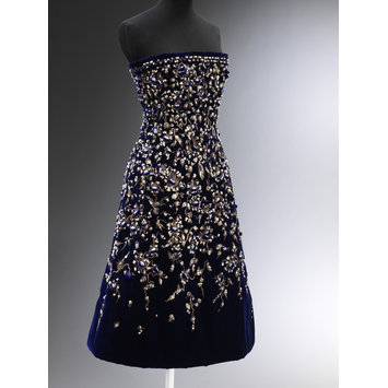 Evening dress - 'Bosphore' (Bosphorus); La Ligne Aimant (Magnet)