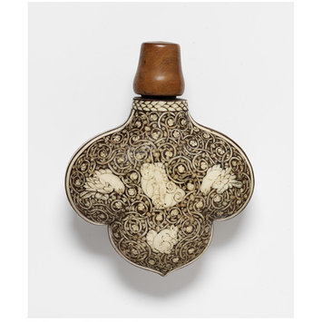 Powder flask