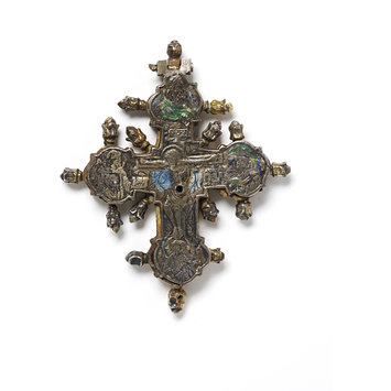 Pendant reliquary cross