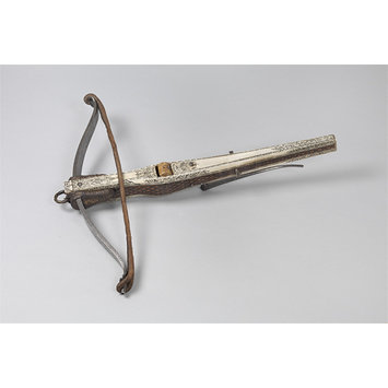 Hunting crossbow