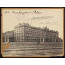 Buckingham Palace (Photograph)