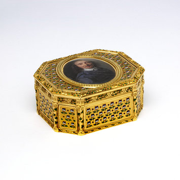 Snuffbox