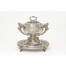 Soup tureen