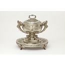Soup tureen