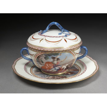Bowl, cover and stand Bowl, cover and stand
