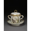Cabinet-cup with cover and stand