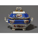 Soup tureen with cover and stand Soup tureen with cover and stand