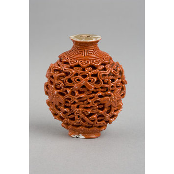 Snuff bottle