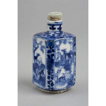 Snuff bottle Snuff bottle