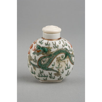Snuff bottle