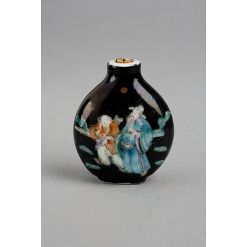 Snuff bottle