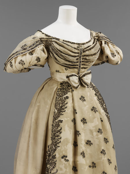 Ballgown or wedding dress the museum lists it as both 1828 Paris worn in 