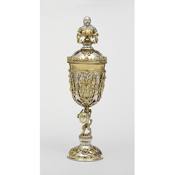 Standing cup and cover Standing cup and cover