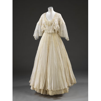 Wedding dress Rhodes Zandra born 1940 Enlarge image