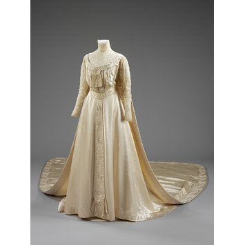 Wedding dress Wedding dress