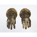 Gauntlets