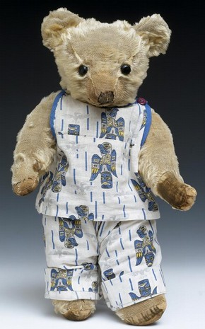 Teddy Bear made by Merrythought Hygienic Toys, about 1935, Museum no. MISC.148-1976
