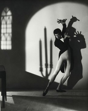 Robert Helpmann in Apparitions, Sadlers Wells Ballet company, black and white photograph, 1936