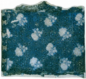 Portion of wallpaper with matching border, about 1750-75. Museum no. E.528-2001
