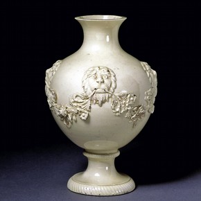 Vase, Josiah Wedgwood, Burslem, United Kingdom, 1764-1768. Museum no. C.2-1967