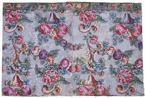 Portion of wallpaper with matching border, about 1755-60. Museum no. E.2296, 2296A-1966