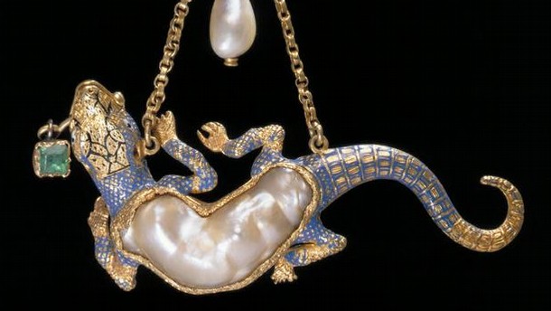 Pendant, West European, late 16th century. Museum no. M.537-1910