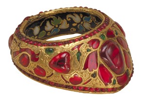 Archer's thumb ring, about 1600-1650, Museum no. IM. 207-1920