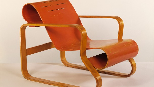 'Paimio Armchair', Alvar Aalto, Finland, 1930. Museum no. W.41-1987