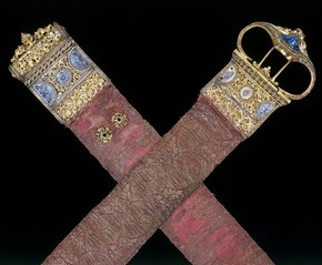 Gold brocade girdle with gilded metal, enamel and nielloed silver, Italy, 1450-1500. Museum no. 4278-1857