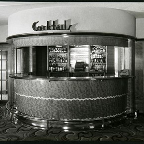 Cocktail bar, Ralph Lamprell, about 1936. Museum no. AAD/1995/13/4/1/2