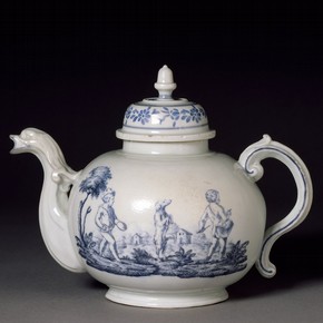 Teapot, Doccia porcelain factory, 1742-1745. Museum no. C.407-1928