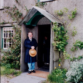 Maurice Sendak in front of Beatrix Potter's house, Hill Top Farm, Sawrey, Cumbria, UK. © Frederick Warne & Co