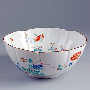Kakiemon-style bowl, Arita, Japan, 1690-1720. Museum no. C.293-1910