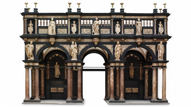 Carved marble choir screen, by Coenraed van Norenberch, 's-Hertogenbosch, Netherlands, 1600-13. Museum no. 1046-1871.