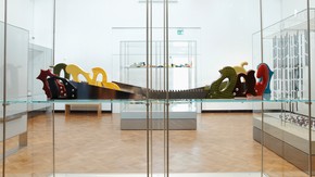 'Saws', Richard Slee, 2009. Courtesy the artist, © V&A Images (click image for larger version)