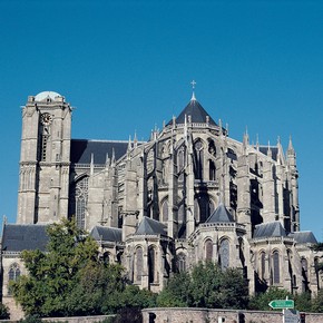 Cathedral of St Julien, Le Mans, France. Photograph © Photographies Gilles KERVELLA / éditions de la Reinette.