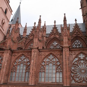 South side of the nave of the Church of St Catherine, Oppenheim, Germany, begun after 1317. Photograph by Sylvia Boettinger.