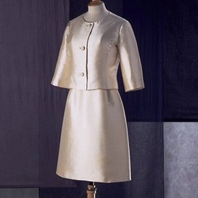 Suit, John Cavanagh, 1963. Museum no. T84+A-1974
