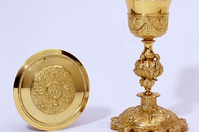 Chalice and paten, possibly Blaise Perlan, 1633-4. Museum no. M.39-1967