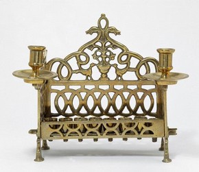 Hanukkah Lamp, 18th century. Museum no. M.412:1-1956