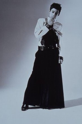 Jean-Paul Gaultier Autumn/Winter 2001/2002 Photographer: Donna Francesca 