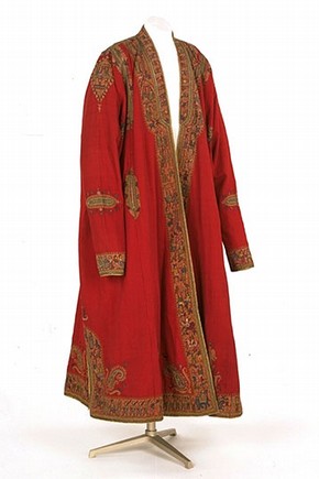 Man's robe (choga), about 1850-70. Museum no. IS 1-1880
