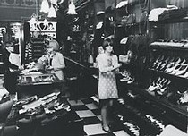 Biba, Kensington Church Street. about 1966. Courtesy of Philip Townsend 