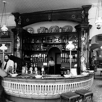 Victorian bar in Beverley, Humberside. Photograph by Keith Parkinson for SAVE