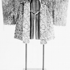 Figure 5. Jinbaori on display in Toshiba Gallery of Japanese Art. Photography by V