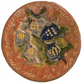 Maiolica plate featuring the centre section from Raphael's 'The Healing of the Lame Man' 