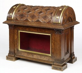 Coffer-shaped display cabinet, William Beckford and Henry Edmund Goodridge, 1831-41