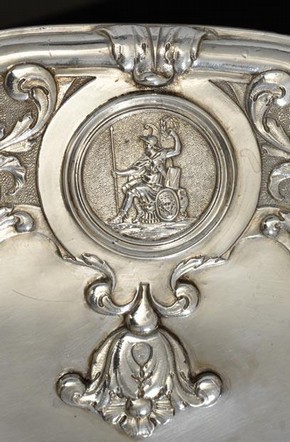 Marlborough Ewer and Basin (detail), Elie Pacot, 1711-12. Museum nos. M.4, 5-2007