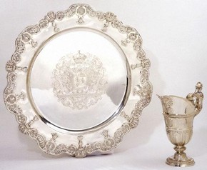 Marlborough Ewer and Basin, Elie Pacot, 1711-12. Museum nos. M.4, 5-2007
