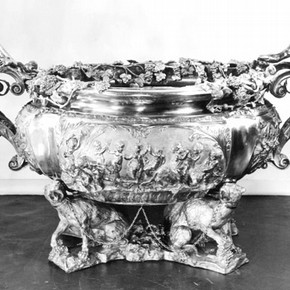 Figure 2. Jerningham wine cooler. Museum no. M.1884-122, 1.2m high